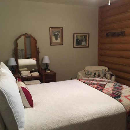 Canyon Wren Bed And Breakfast Bluff Exterior foto