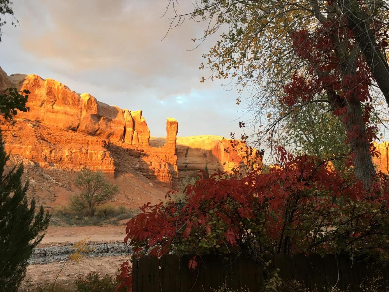 Canyon Wren Bed And Breakfast Bluff Exterior foto